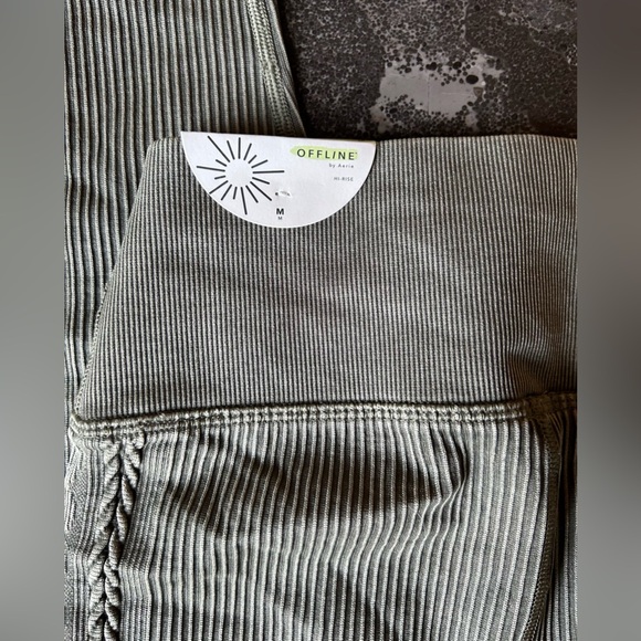 Aerie | Seamless 7/8 Ribbed Leggings - Picture 5 of 7